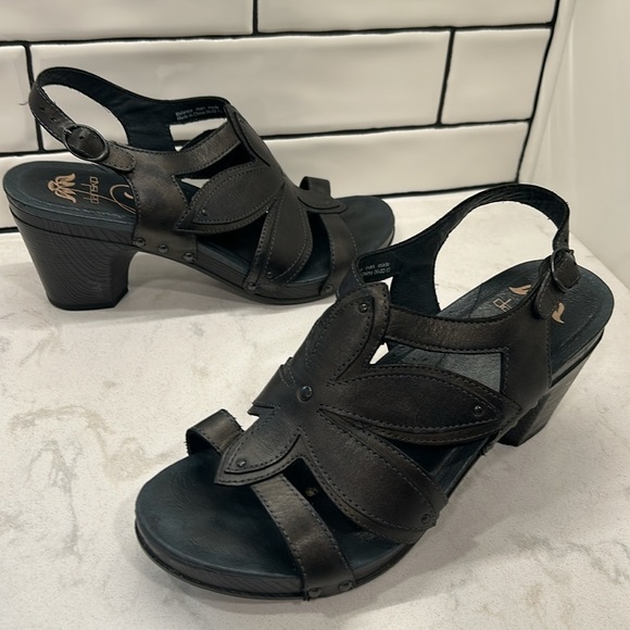 Dansko Nina Metallic Brown Leather Flower Sandals Heels Nailhead Detail Clog 41 - Picture 13 of 16